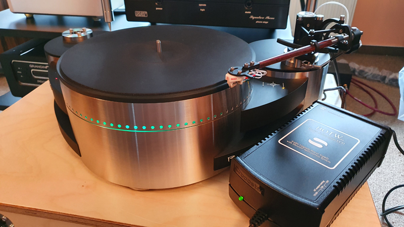 Reed 5A, 3P und 1H Tonarme sowie das Reibradlaufwerk Reed Muse 3C in unserer Vorführung