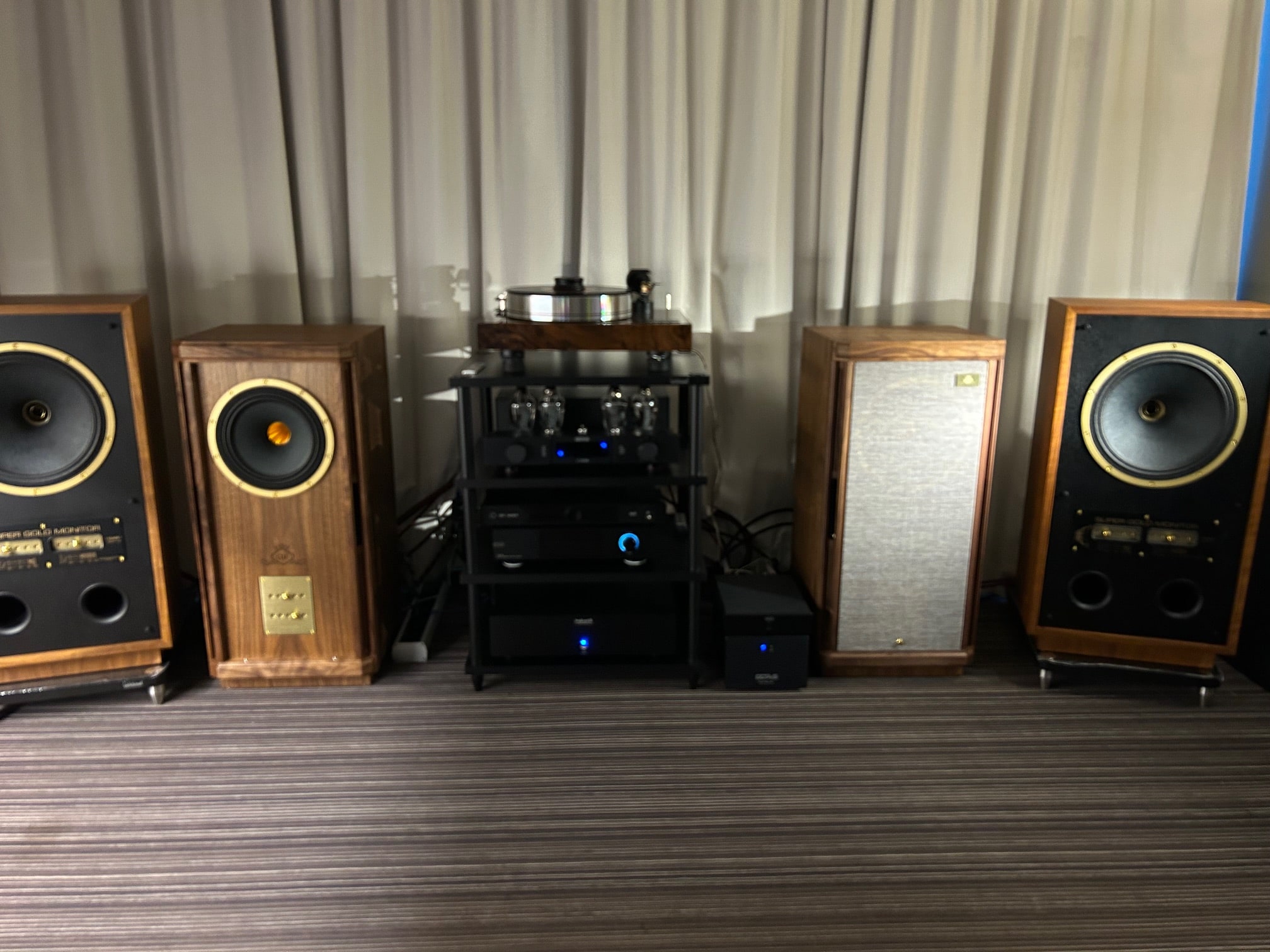 Impressionen von der Audio Video Show Warschau 25.-27.10.2024