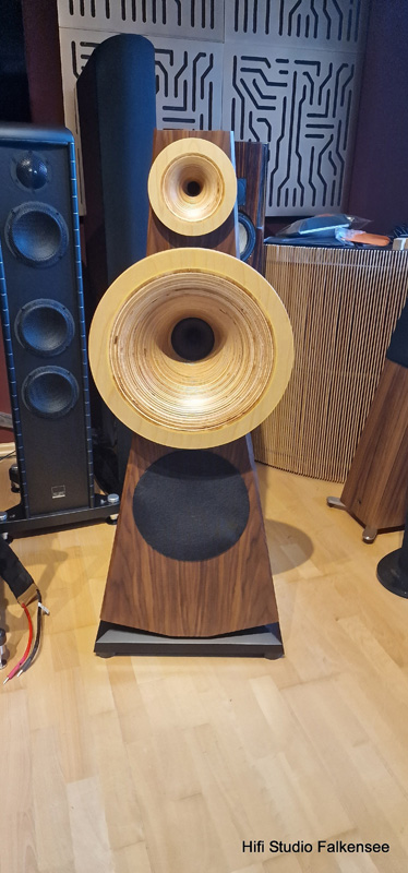 Wir haben die Odeon Helix neu in unserer Vorführung