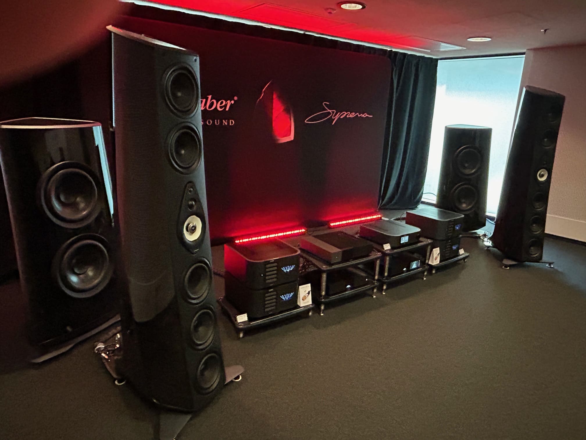 Impressionen von der Audio Video Show Warschau 25.-27.10.2024