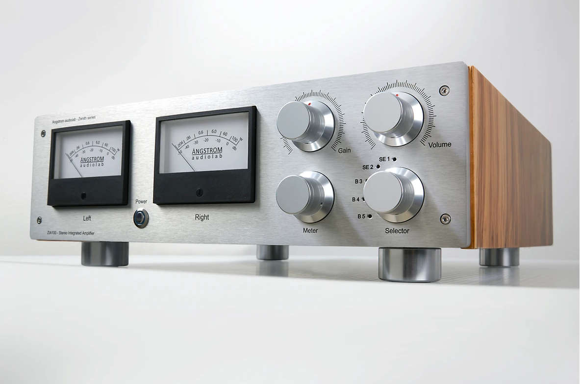Angstrom - Zenith Vollverstärker ZIA 100