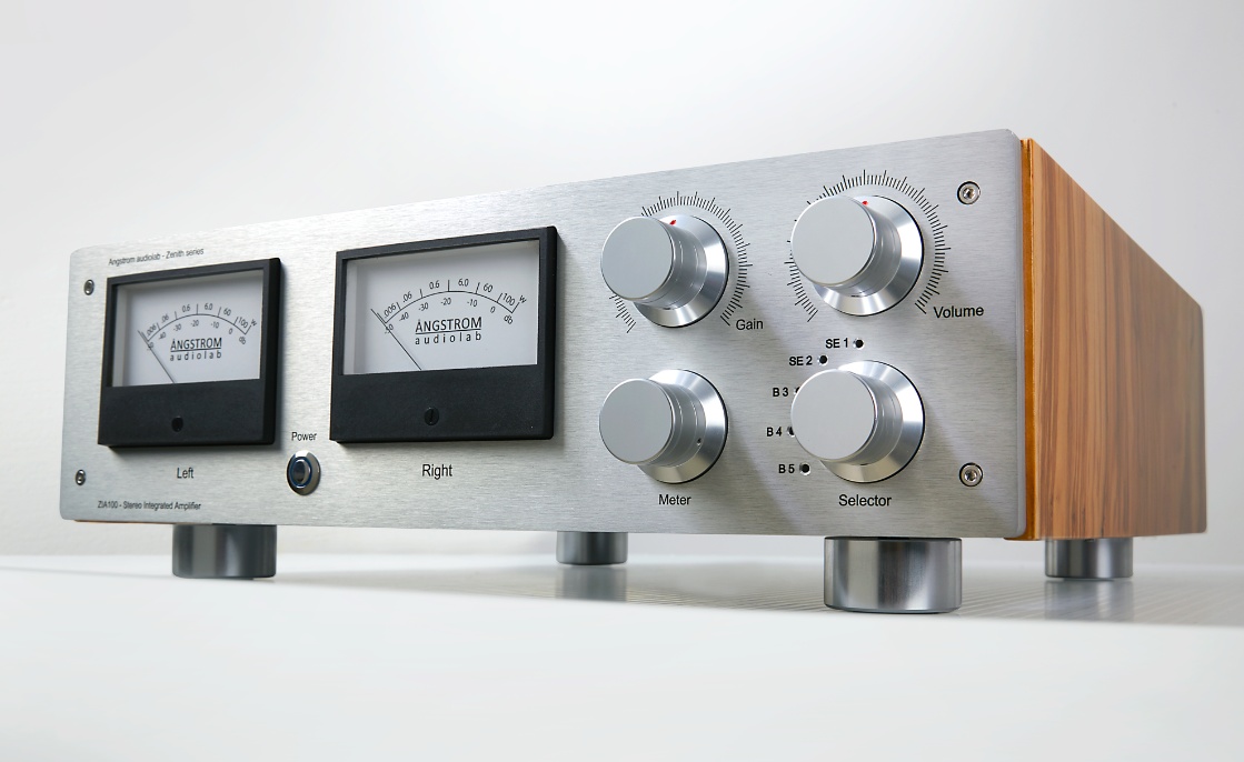 Breitbandig, wahrhaftig, schön – Angstrom ZIA 100